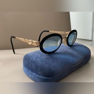 Chagall Gold Sunglass frame